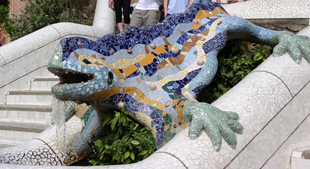 Trencadis at Park Güell